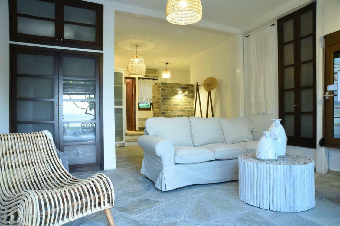 Γεράνι Suite In Ktima Gerostathi Polychrono Exterior photo